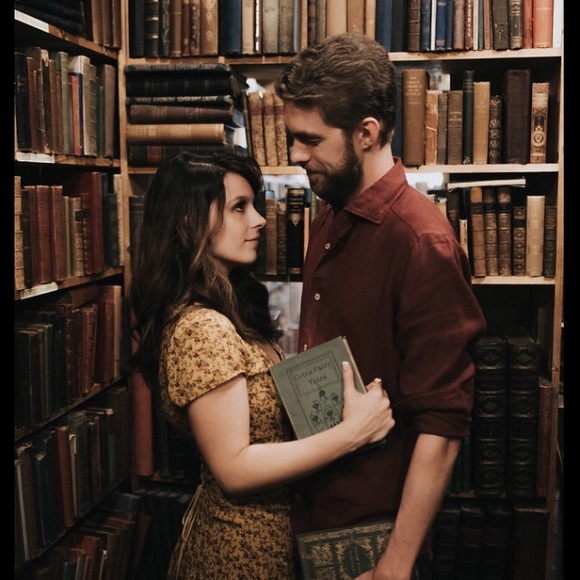 Meet your Posher, Sierra - Picture 1 of 5